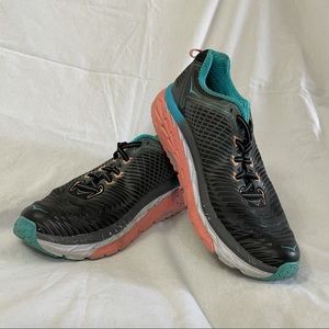 Hoka Arahi Running Shoes